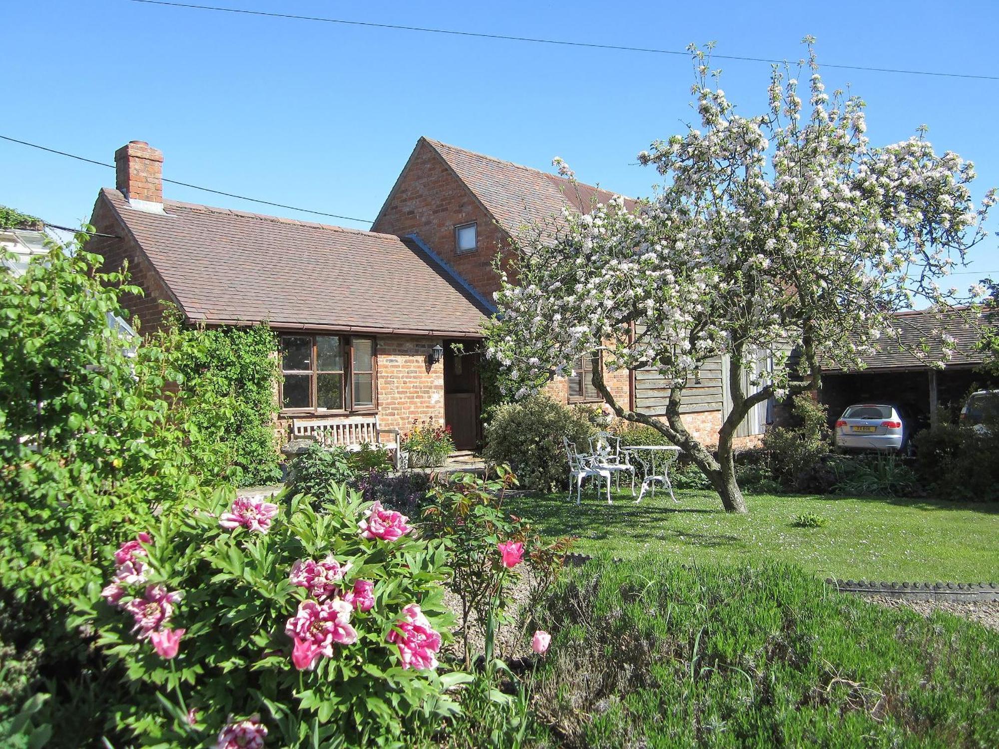 Garden Cottage Hasfield ภายนอก รูปภาพ