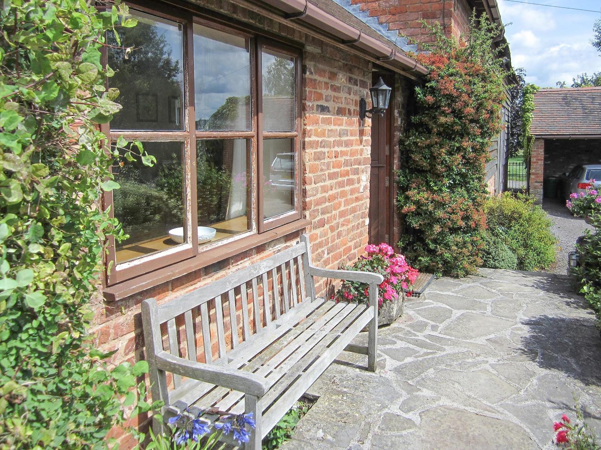 Garden Cottage Hasfield ภายนอก รูปภาพ